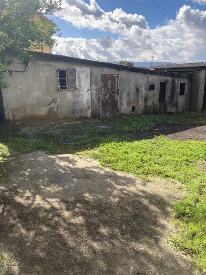 casa soleada centrica de 4 habitaciones para reformar