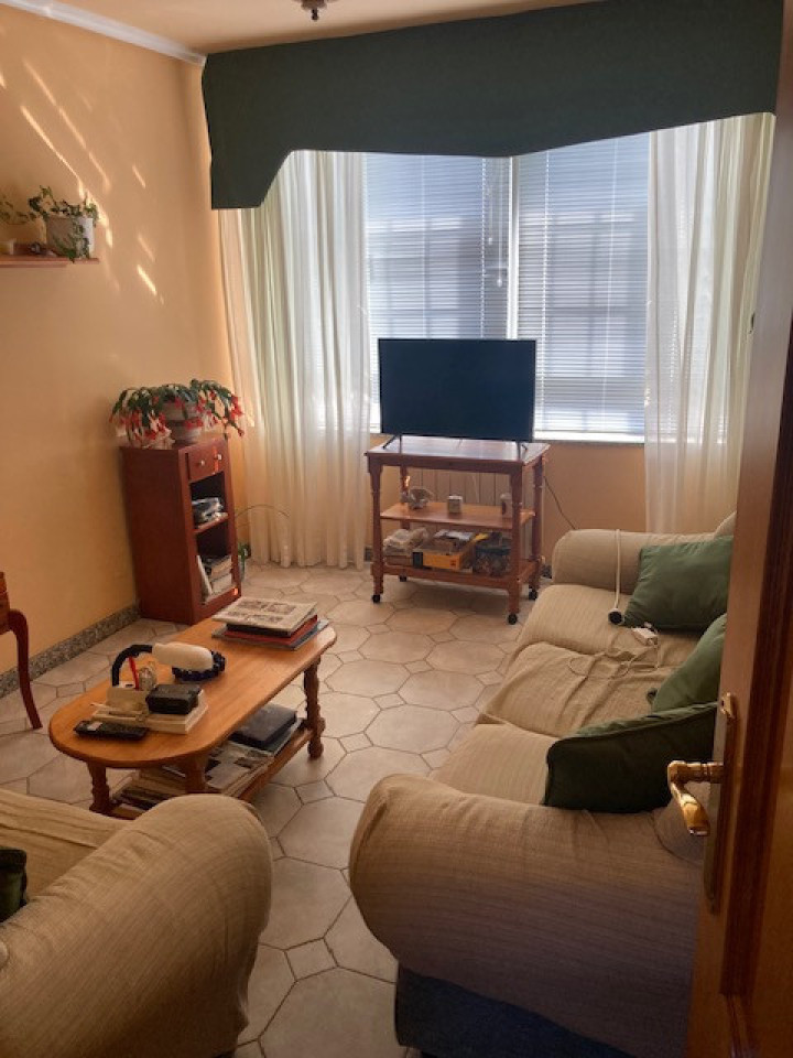 casa centrica soleada de 5 habitaciones lista para vivir