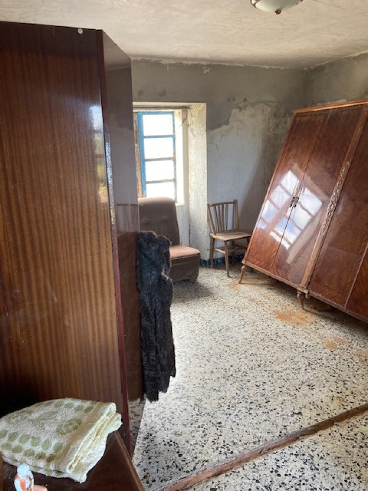 CASA DE PIEDRA SOLEADA 