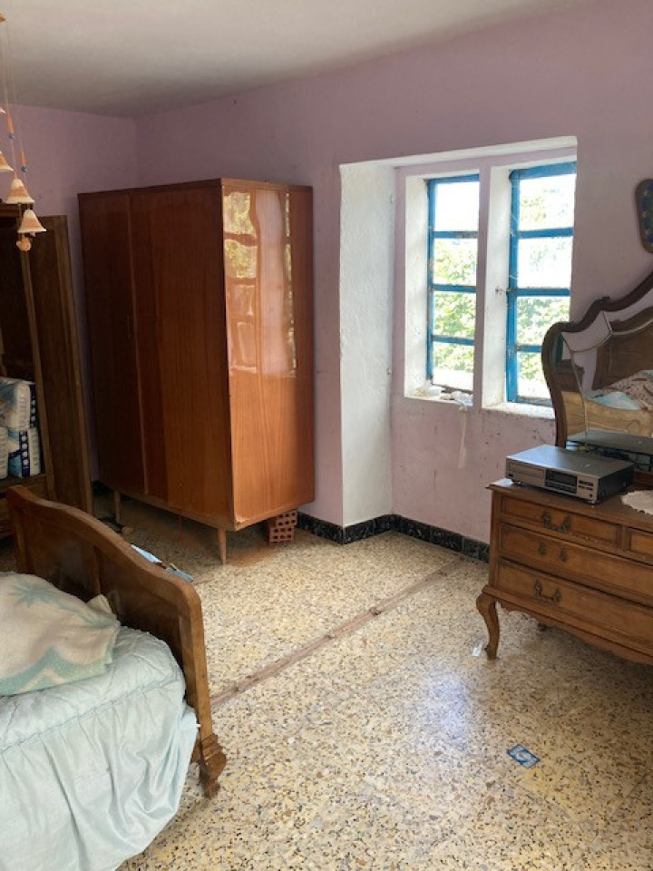 CASA DE PIEDRA SOLEADA 