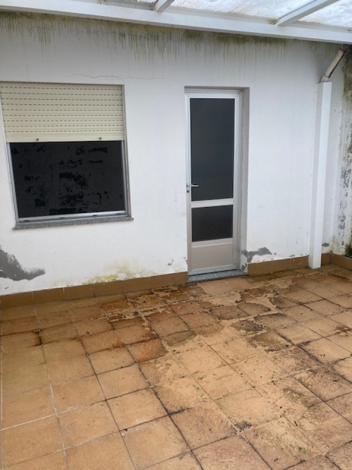 PISO SOLEADO DE 4 HABITACIONES CON LAVANDERIA
