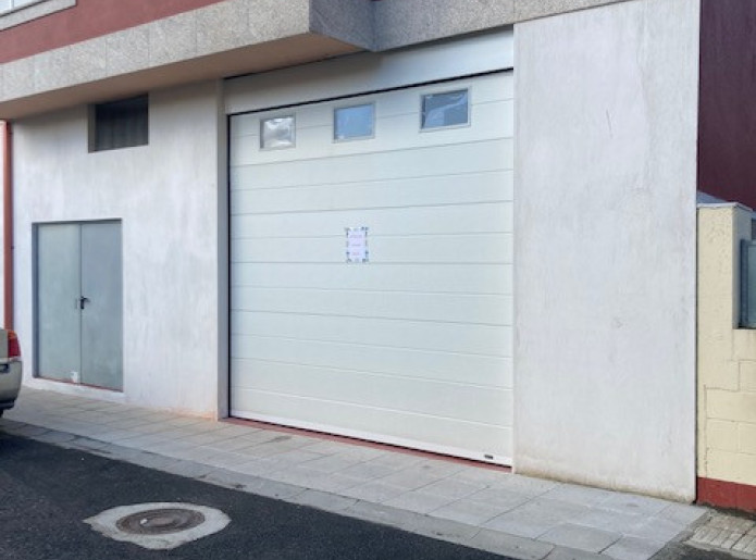 trasteros plazas de garaje - Se vende en Laracha (A) (A Coruña)